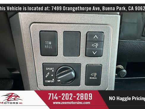 Used 2013 Toyota Sequoia Platinum RWD image 29