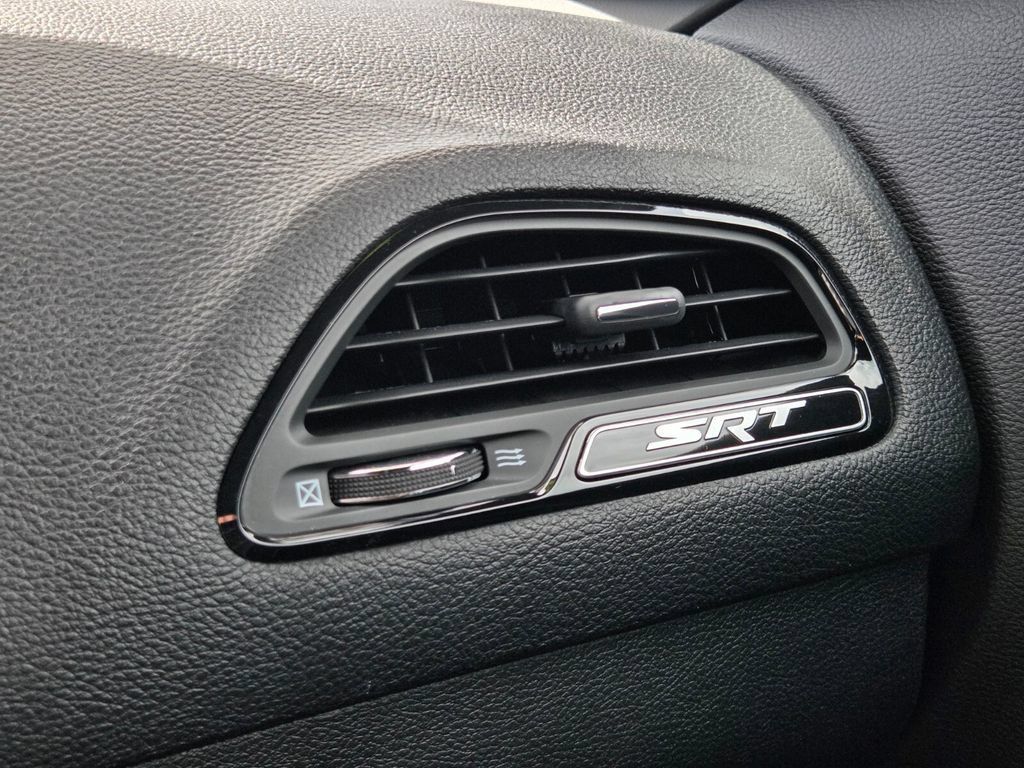 Used 2018 Dodge Challenger SRT RWD image 34