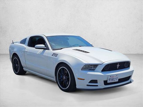 Used 2013 Ford Mustang Boss 302 w/ Boss 302 Accessory Pkg RWD image 3