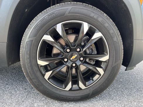 Used 2021 Chevrolet TrailBlazer LT w/ Sun and Liftgate Package image 24