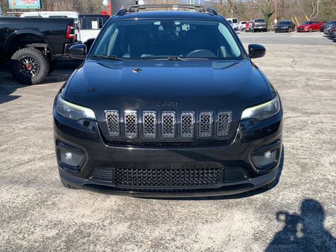 Used 2019 Jeep Cherokee Latitude Plus image 5
