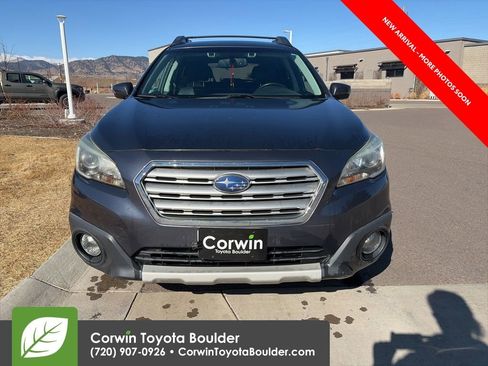 Used 2016 Subaru Outback 3.6R Limited image 2
