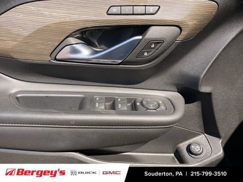 Used 2023 GMC Terrain Denali w/ Denali Premium Package AWD/4WD image 27