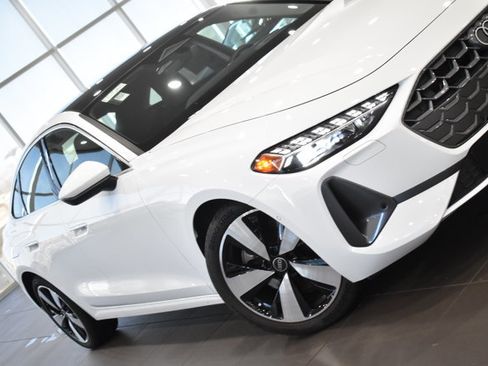 Certified 2025 Audi A5 2.0T Premium Plus Sedan w/ Premium Plus image 3