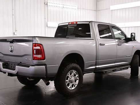 Used 2024 RAM 2500 Laramie AWD/4WD image 7