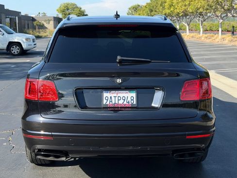 Used 2017 Bentley Bentayga AWD/4WD image 5