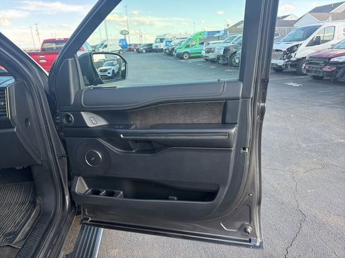 Used 2020 Ford Expedition Max Limited w/ Special Edition Package image 31