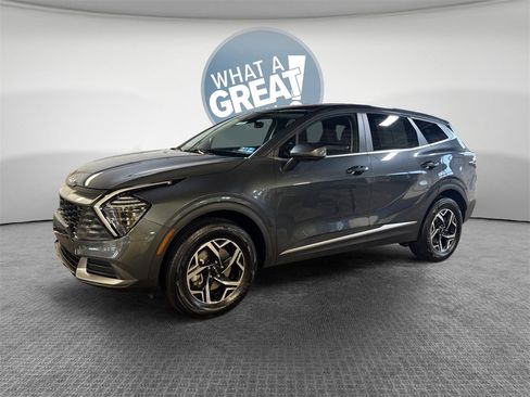 Certified 2024 Kia Sportage LX image 8