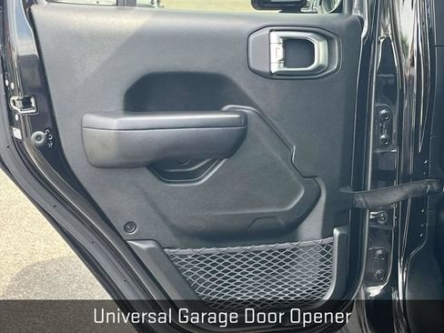 Used 2020 Jeep Gladiator Sport w/ Quick Order Package 24S AWD/4WD image 16
