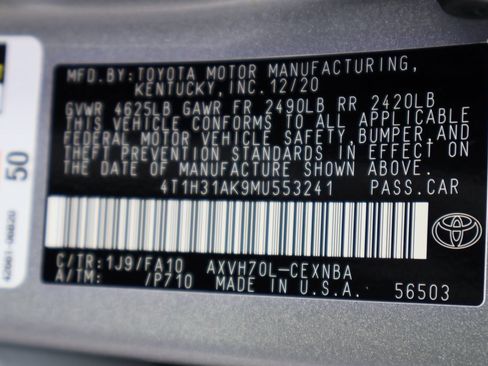 Certified 2021 Toyota Camry LE image 28