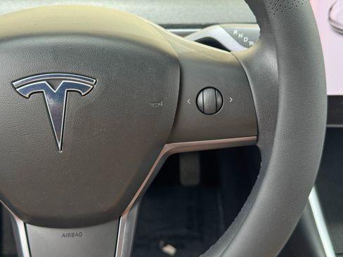 Used 2019 Tesla Model 3 Standard Range Plus RWD image 19
