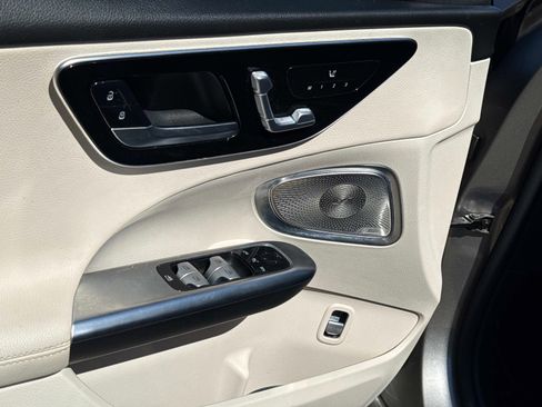 Certified 2024 Mercedes-Benz C 300 4MATIC Sedan image 17