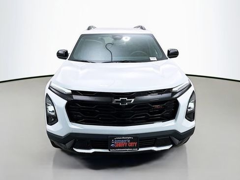 New 2026 Chevrolet Equinox RS w/ Convenience Package III image 2