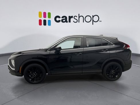 Used 2023 Mitsubishi Eclipse Cross LE image 2