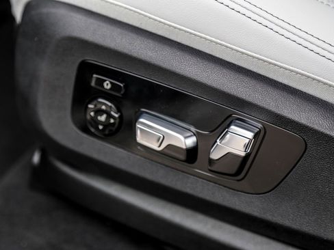 New 2026 BMW X7 xDrive40i w/ M Sport Package image 19