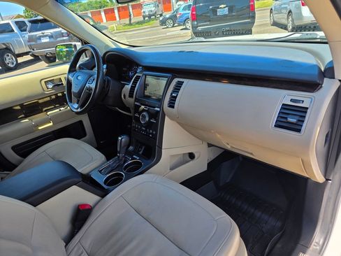 Used 2014 Ford Flex Limited w/ Equipment Group 303A AWD/4WD image 29