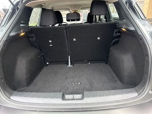 Used 2025 Nissan Kicks S image 17