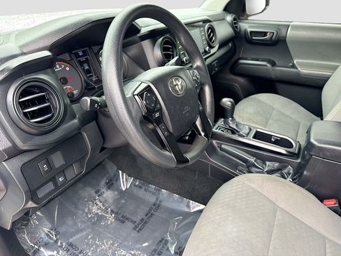 Used 2022 Toyota Tacoma SR AWD/4WD image 23