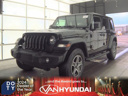 Used 2022 Jeep Wrangler Unlimited Sport S image 1
