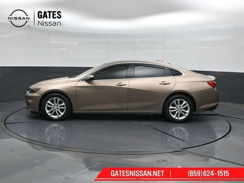 Used 2018 Chevrolet Malibu LT FWD image 7