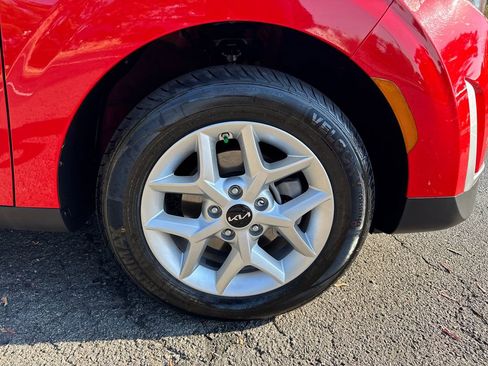 Certified 2024 Kia Soul LX w/ Option Group 015 image 12
