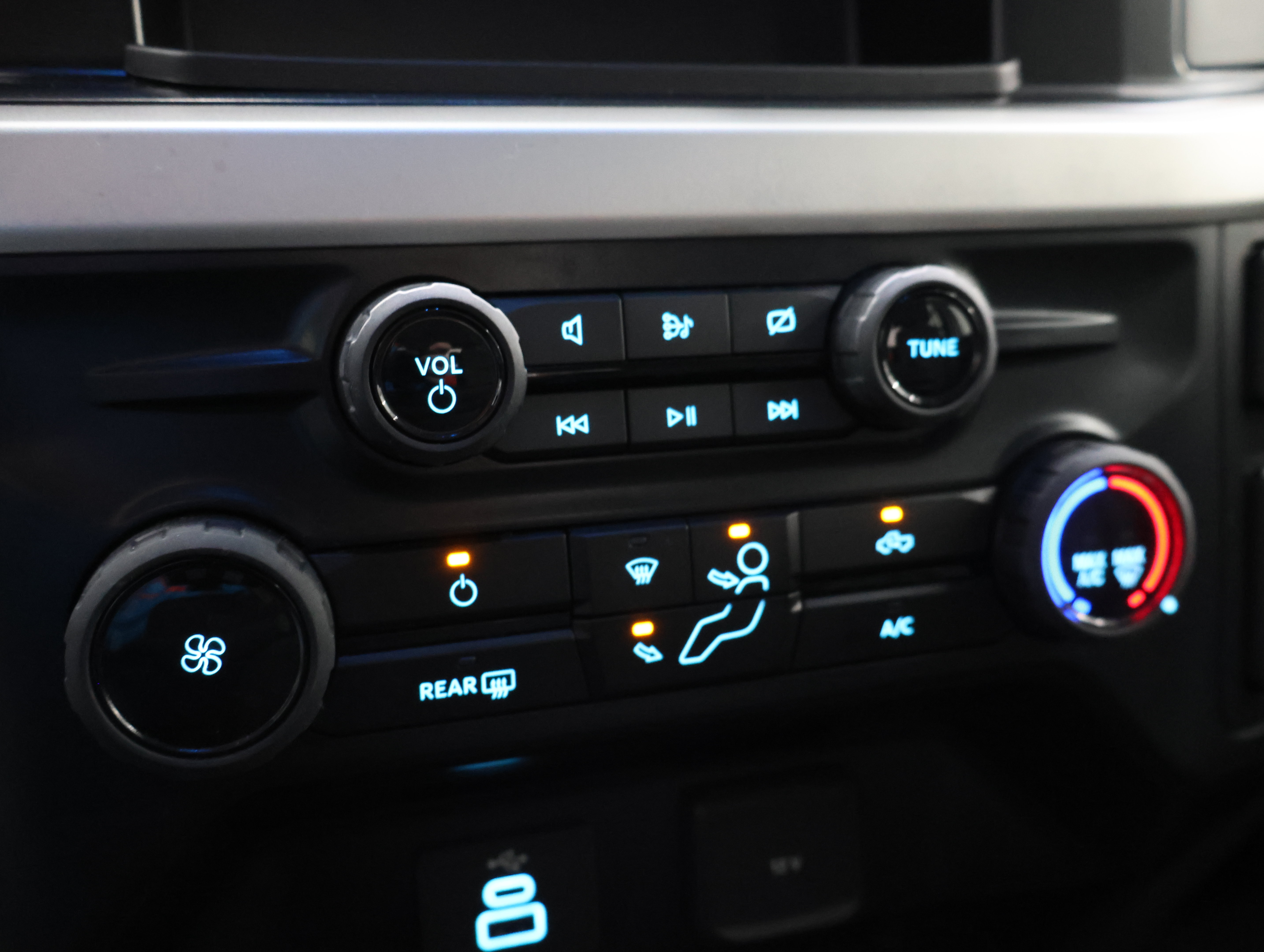 Used 2024 Ford F250 XL w/ STX Appearance Package AWD/4WD image 44