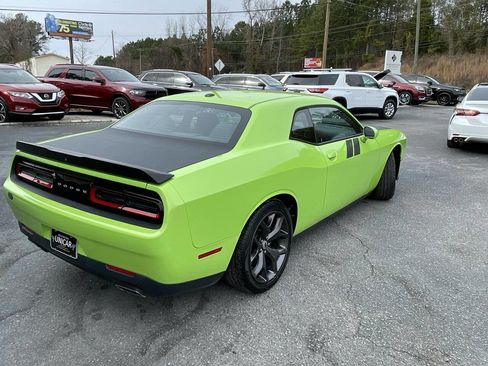 Used 2019 Dodge Challenger GT image 7