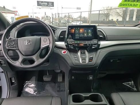Used 2023 Honda Odyssey Sport image 12