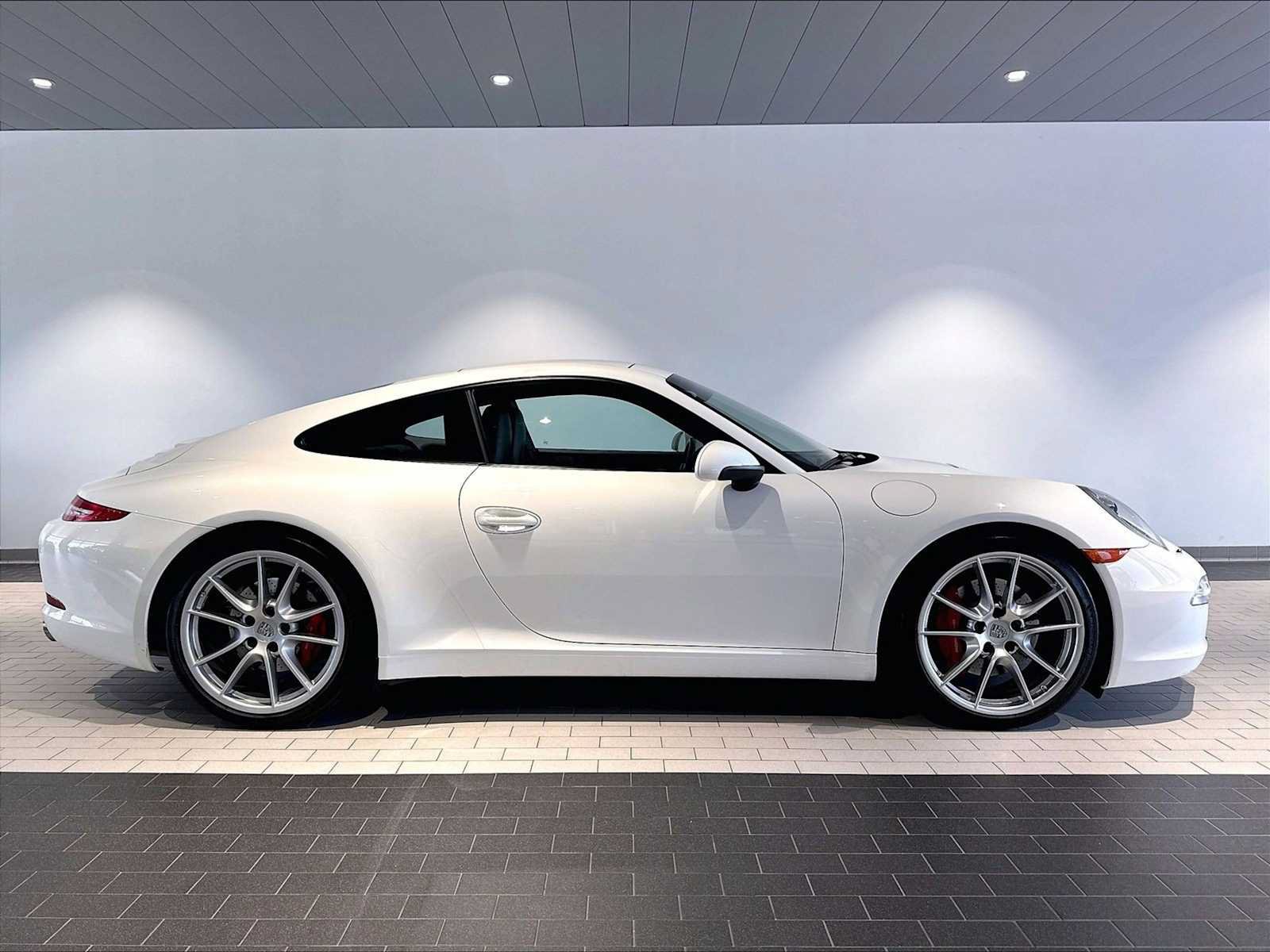 Used 2012 Porsche 911 Carrera S RWD image 12
