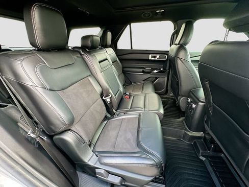 Used 2022 Ford Explorer ST w/ ST High-Performance Pack AWD/4WD image 26