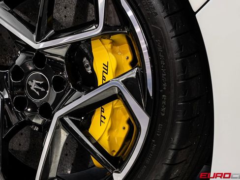 Used 2022 Maserati MC20 Coupe RWD image 30