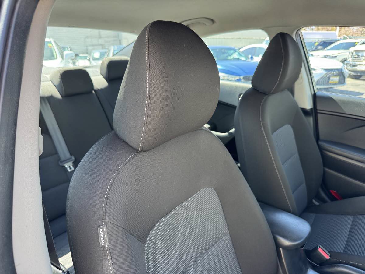 Used 2017 Kia Forte LX FWD image 13