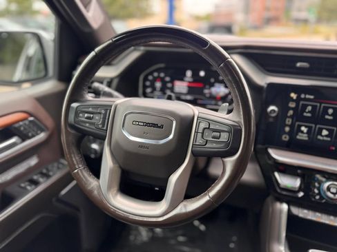 Used 2023 GMC Sierra 1500 Denali AWD/4WD image 25