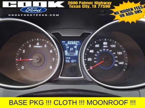 Used 2015 Hyundai Veloster w/ Option Group 03 FWD image 12