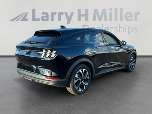 New 2024 Ford Mustang Mach-E Select image 5