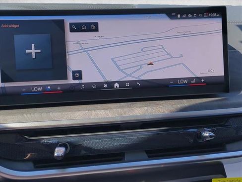 New 2026 BMW X7 xDrive40i w/ Premium Package image 13