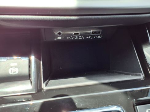 Certified 2024 Subaru Outback Touring XT AWD/4WD image 9