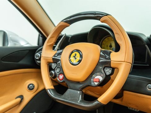 Used 2018 Ferrari 488 Spider image 53