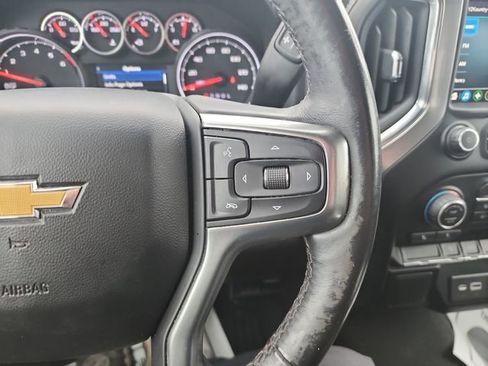 Used 2021 Chevrolet Silverado 1500 LT AWD/4WD image 22