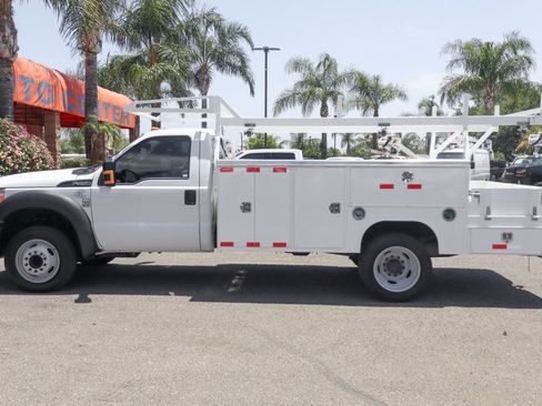 Used 2016 Ford F550 2WD Regular Cab Super Duty image 5