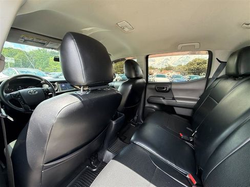 Used 2018 Toyota Tacoma SR w/ SR Convenience Package AWD/4WD image 22