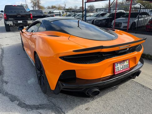 Used 2020 McLaren GT RWD image 29