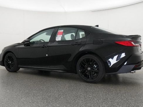 New 2026 Toyota Camry SE image 11