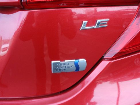 Used 2012 Toyota Camry LE w/ Preferred Accessory Pkg FWD image 3