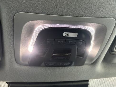 Used 2026 Toyota Corolla Cross XLE w/ Convenience Package image 30