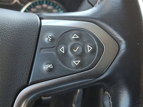 Used 2018 Chevrolet Silverado 1500 LT w/ Redline Edition image 22