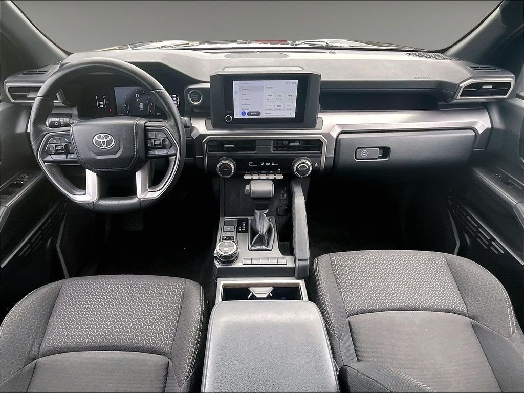 Used 2025 Toyota 4Runner SR5 AWD/4WD image 21