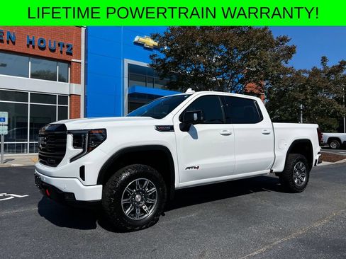 Used 2025 GMC Sierra 1500 AT4 AWD/4WD image 1