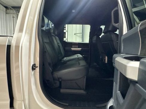 Used 2022 Ford F250 Lariat w/ Lariat Value Package AWD/4WD image 24