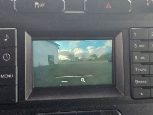 Used 2019 Ford F550 4x4 SuperCab Super Duty image 4